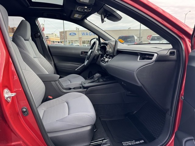 Certified 2026 Toyota Corolla Cross SE image 35