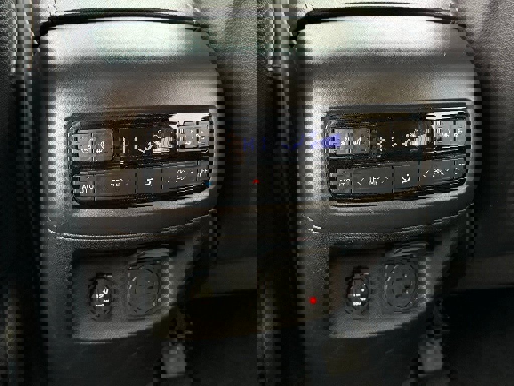 Certified 2023 Hyundai Palisade Limited image 11