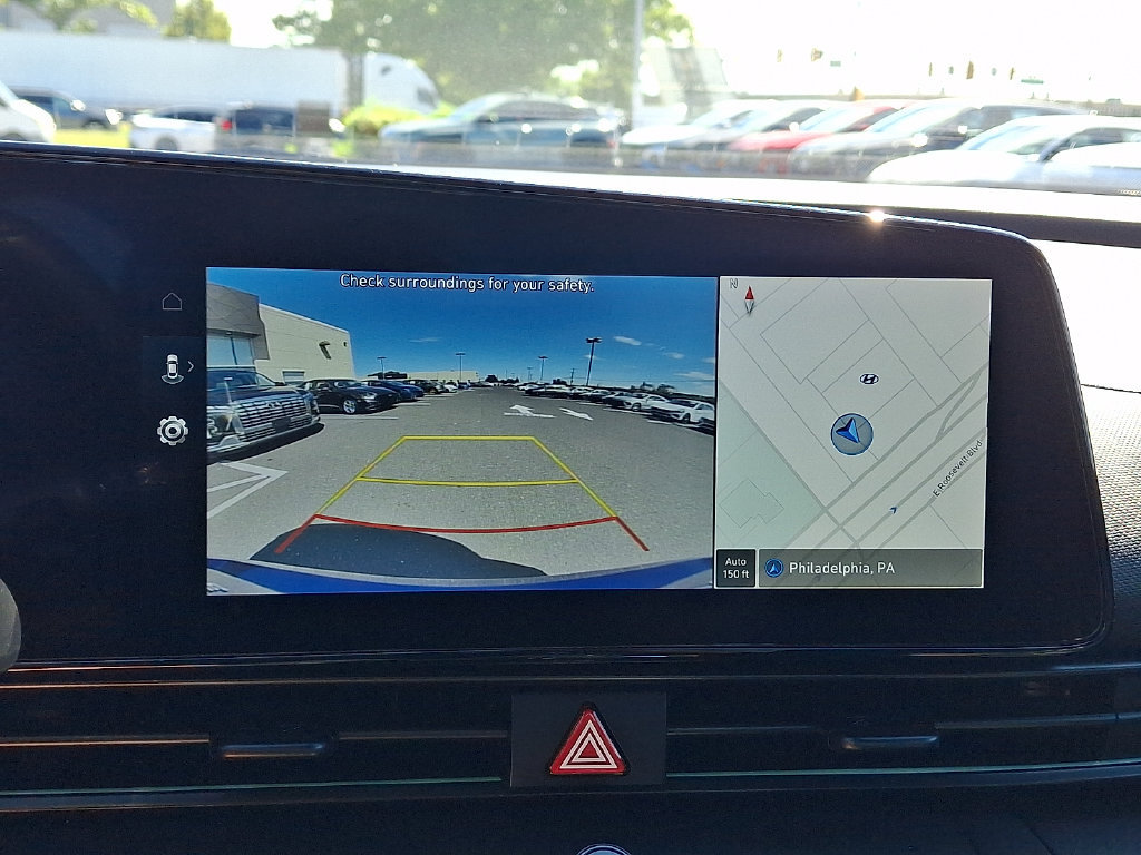 Certified 2025 Hyundai Elantra SEL FWD image 16
