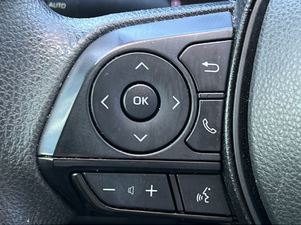 Used 2024 Toyota RAV4 XLE w/ Convenience Package FWD image 20