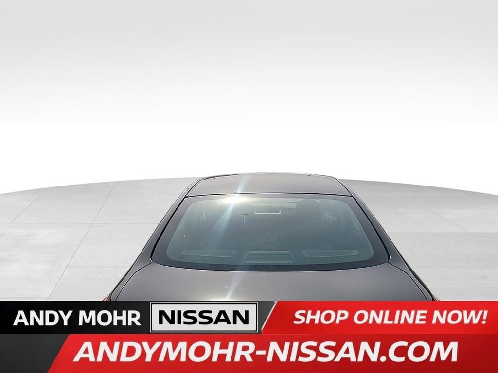 Used 2015 Nissan Sentra S image 4