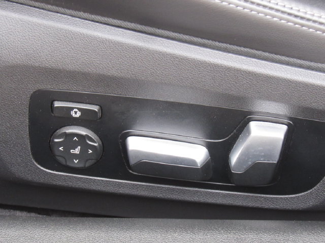 Used 2023 BMW M4 Coupe w/ M Driver's Package RWD image 13