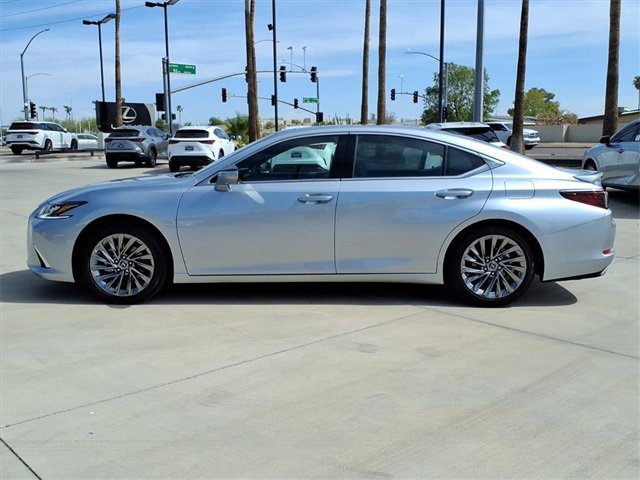 New 2025 Lexus ES 350 Ultra Luxury image 2