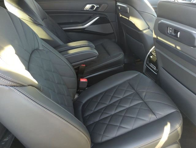 New 2026 BMW X7 xDrive40i w/ M Sport Package image 13