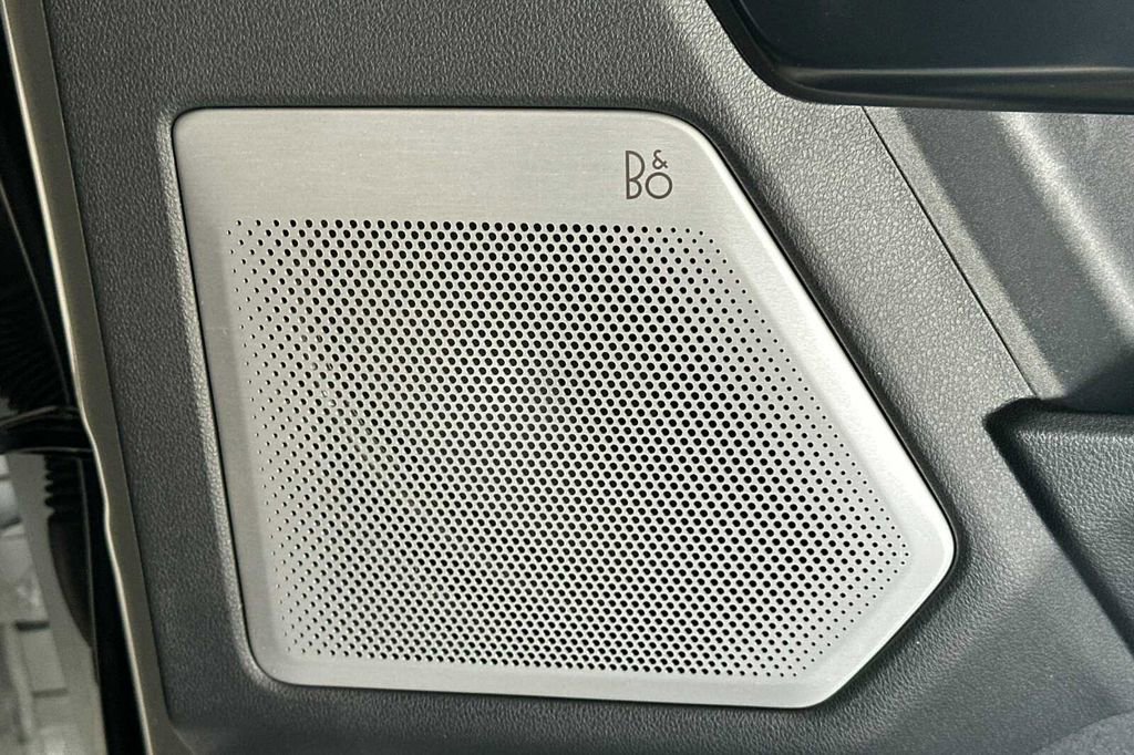 Used 2025 Ford F150 Platinum w/ Equipment Group 702A High image 21