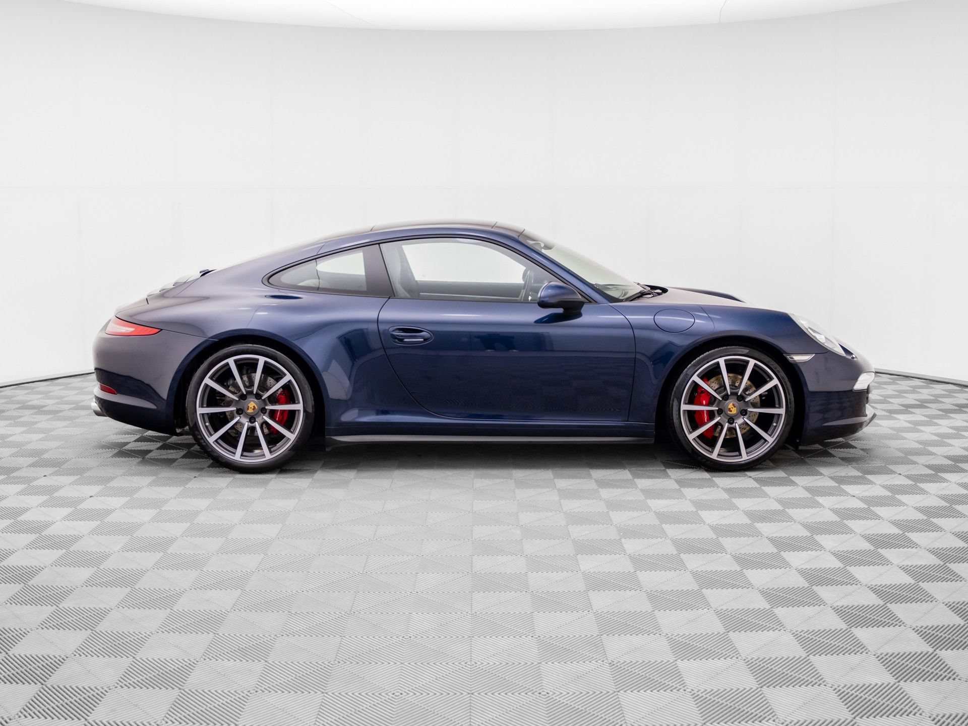 Used 2015 Porsche 911 Carrera 4S AWD/4WD image 7