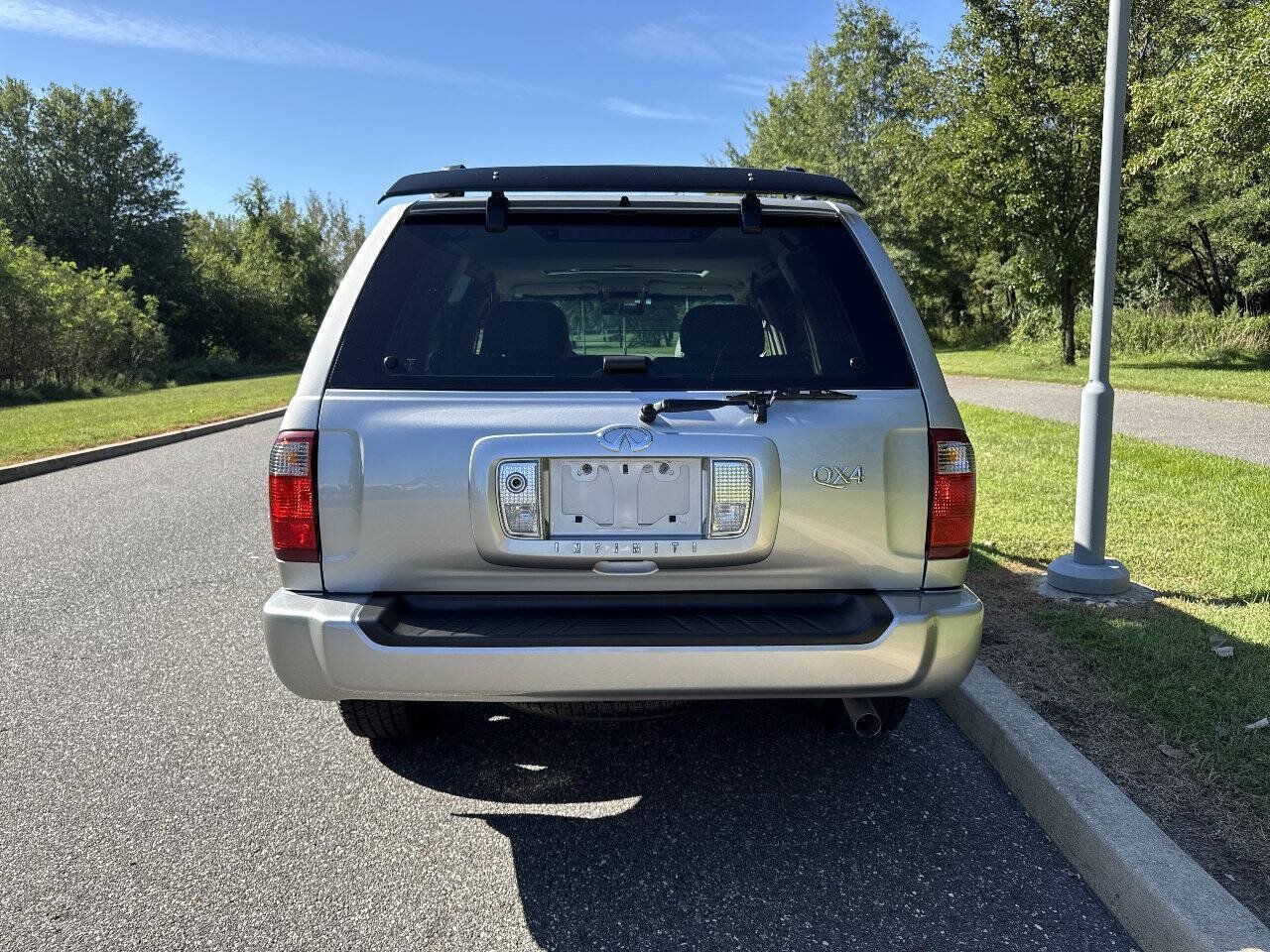 Used 2002 INFINITI QX4 4WD image 6