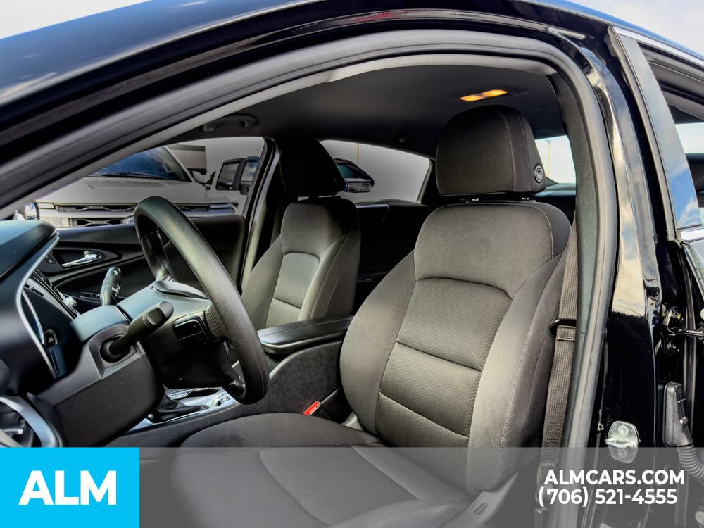 Used 2024 Chevrolet Malibu LT FWD image 11