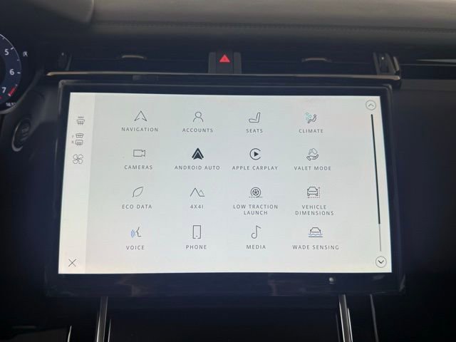 New 2026 Land Rover Range Rover Velar Dynamic SE image 17