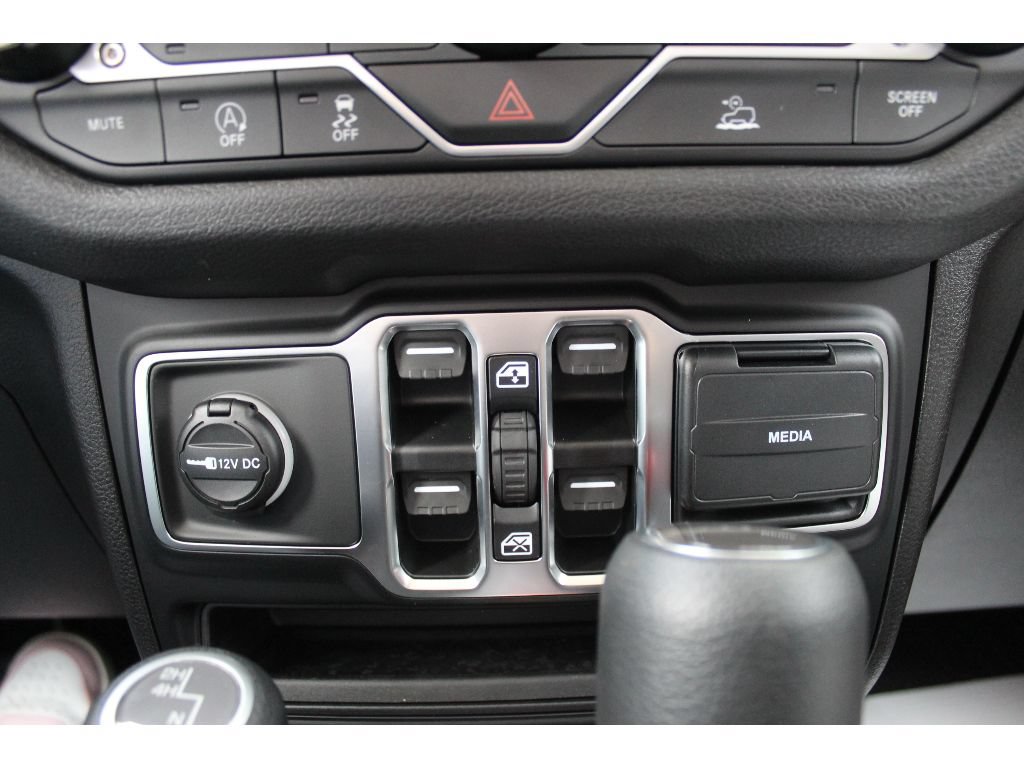 New 2026 Jeep Gladiator Sport AWD/4WD image 13