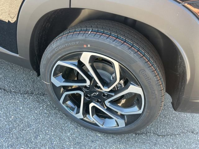New 2026 Chevrolet Trax RS w/ Sunroof Package FWD image 8