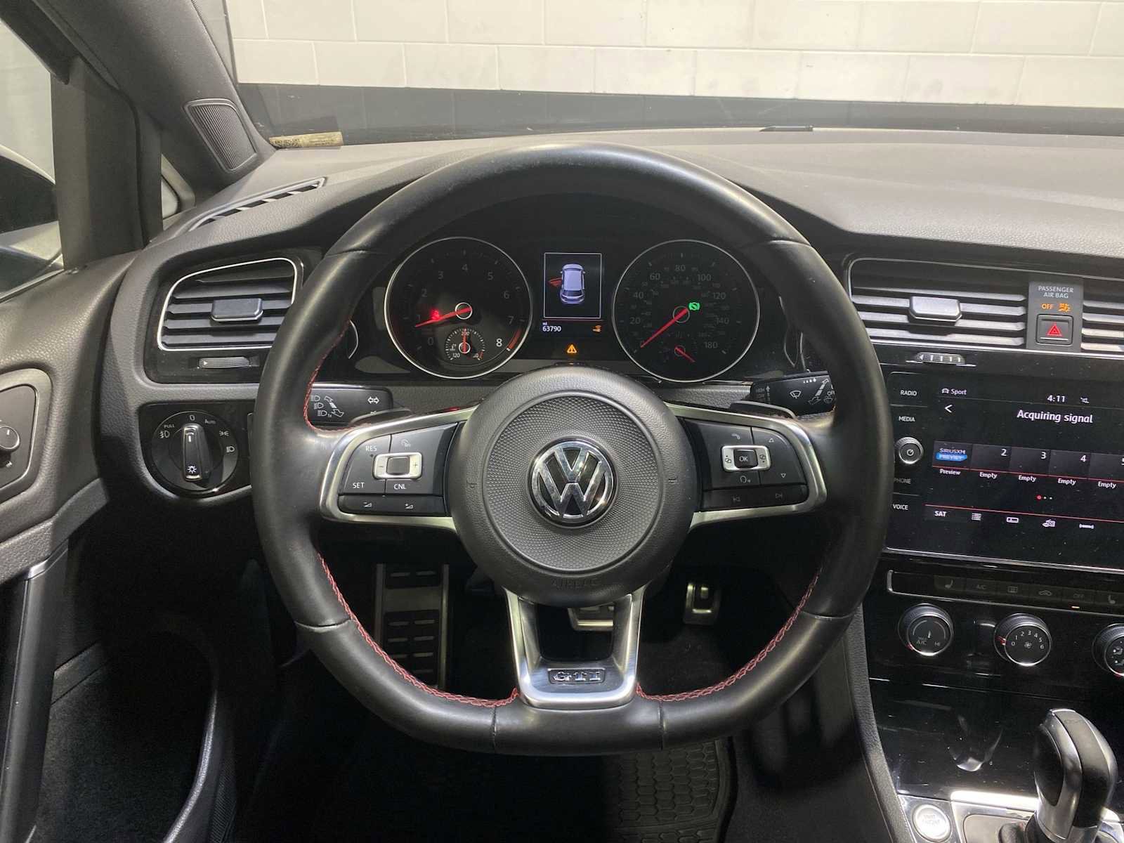 Used 2018 Volkswagen GTI SE w/ SE Leather Package image 15