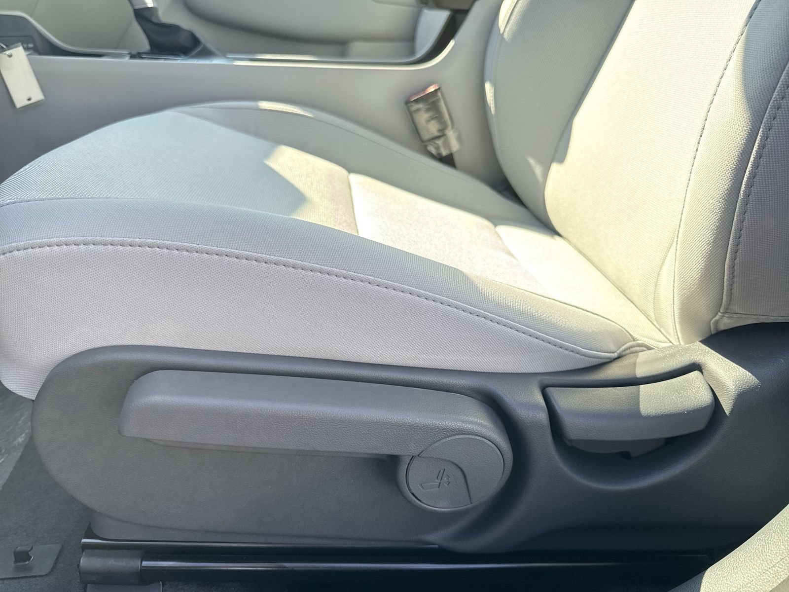 New 2027 Hyundai Kona SEL Sport FWD image 12