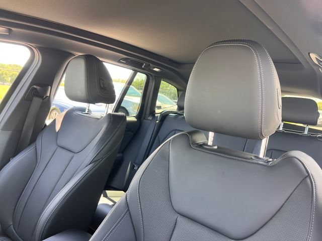 Used 2024 BMW X3 sDrive30i w/ M Sport Package RWD image 13