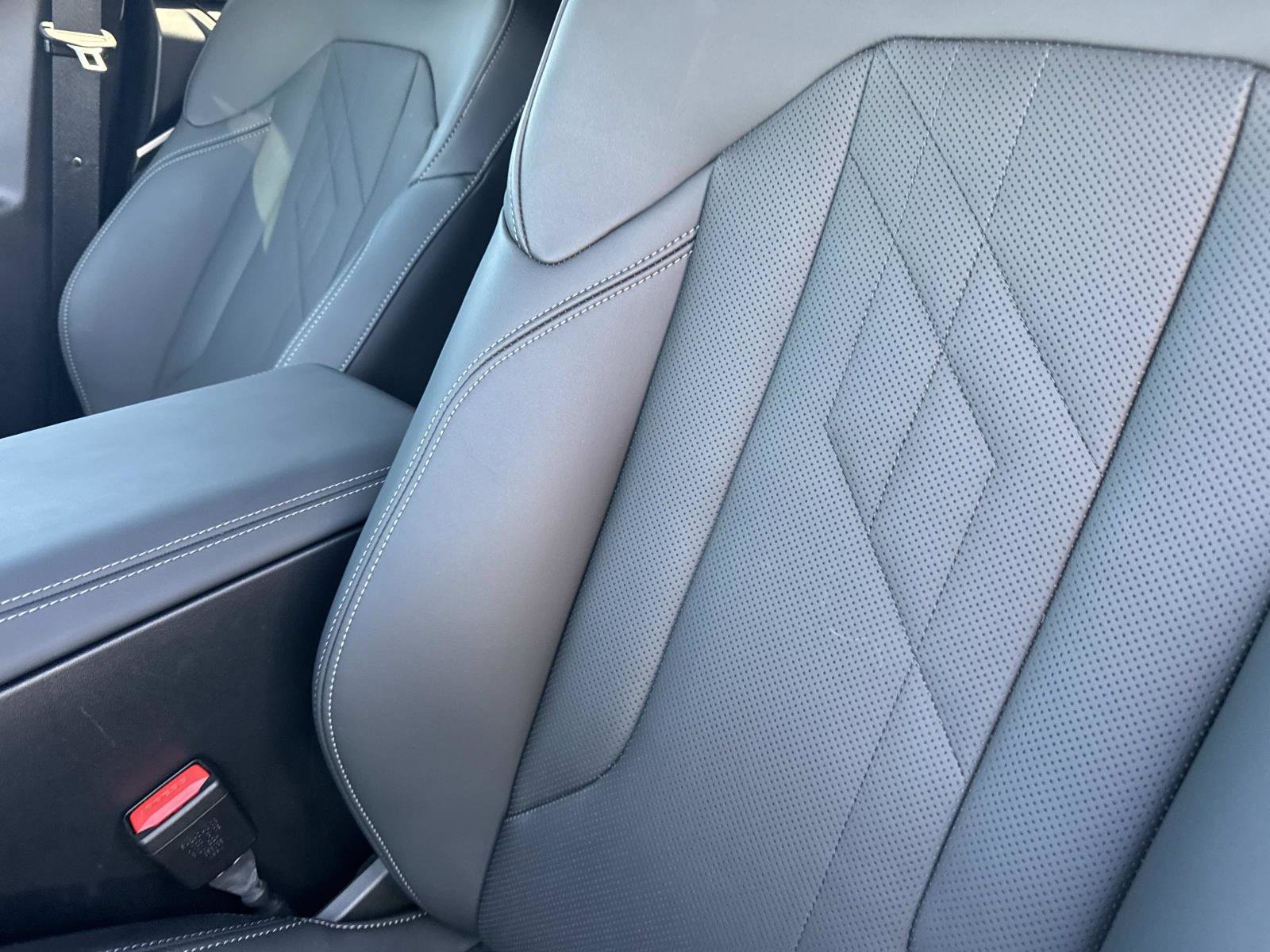 Certified 2025 BMW X3 xDrive30i w/ Premium Package image 19