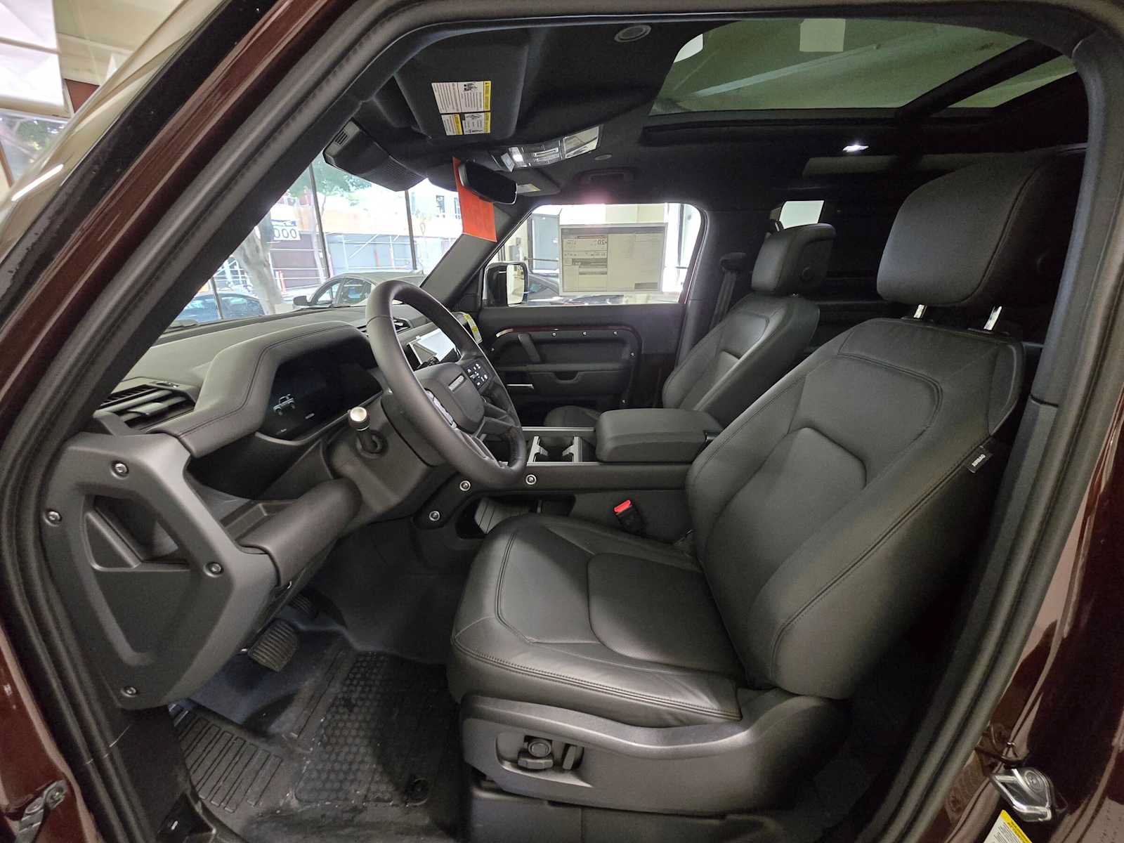 New 2026 Land Rover Defender 90 X-Dynamic SE AWD/4WD image 18