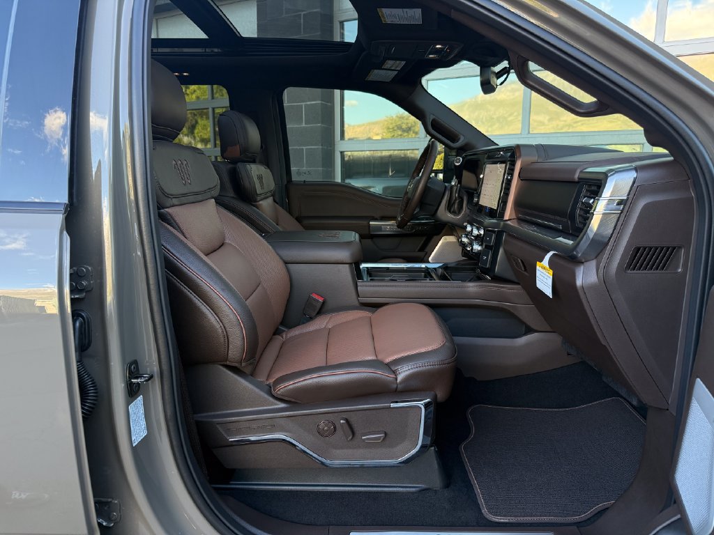 Used 2027 Ford F350 King Ranch w/ Tremor Off-Road Package AWD/4WD image 54