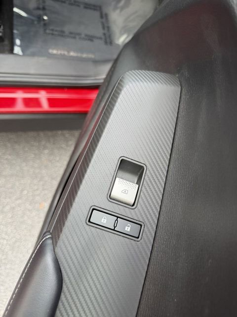 Used 2023 Mitsubishi Outlander SE image 31