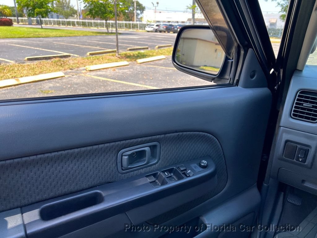 Used 2004 Nissan Xterra XE RWD image 49