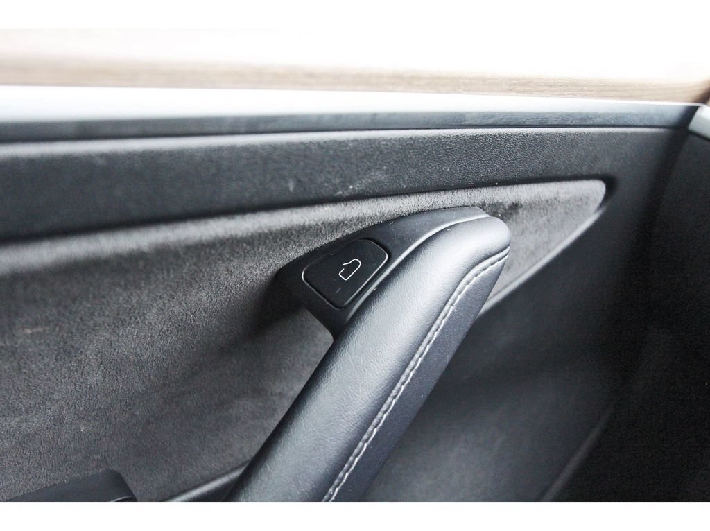 Used 2023 Tesla Model 3 Performance AWD/4WD image 15