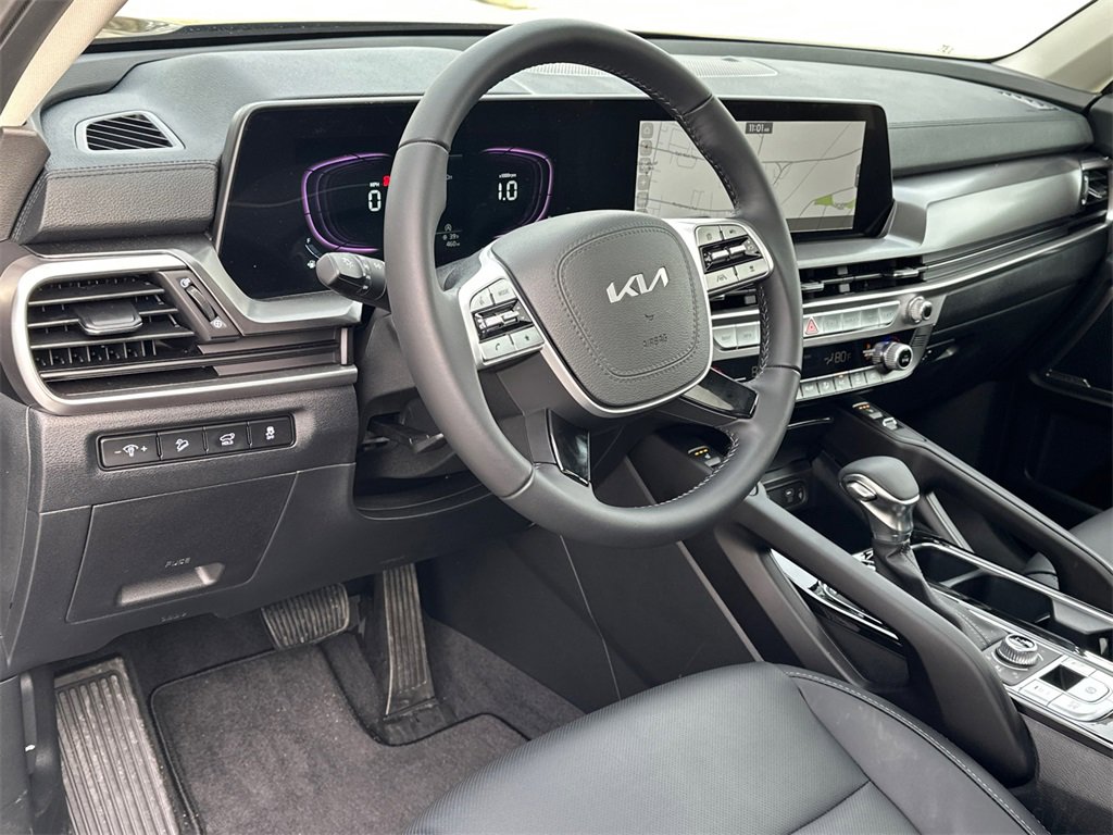 New 2025 Kia Telluride S image 18