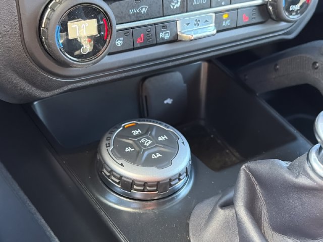 Used 2025 Ford Bronco Badlands AWD/4WD image 22