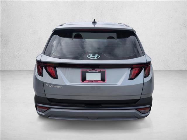 New 2026 Hyundai Tucson SE image 8