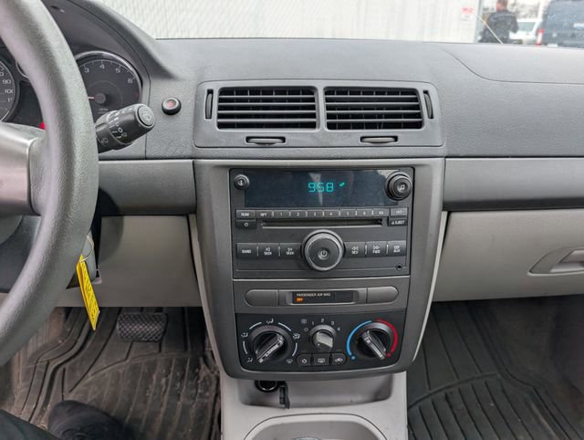 Used 2007 Chevrolet Cobalt LS image 3