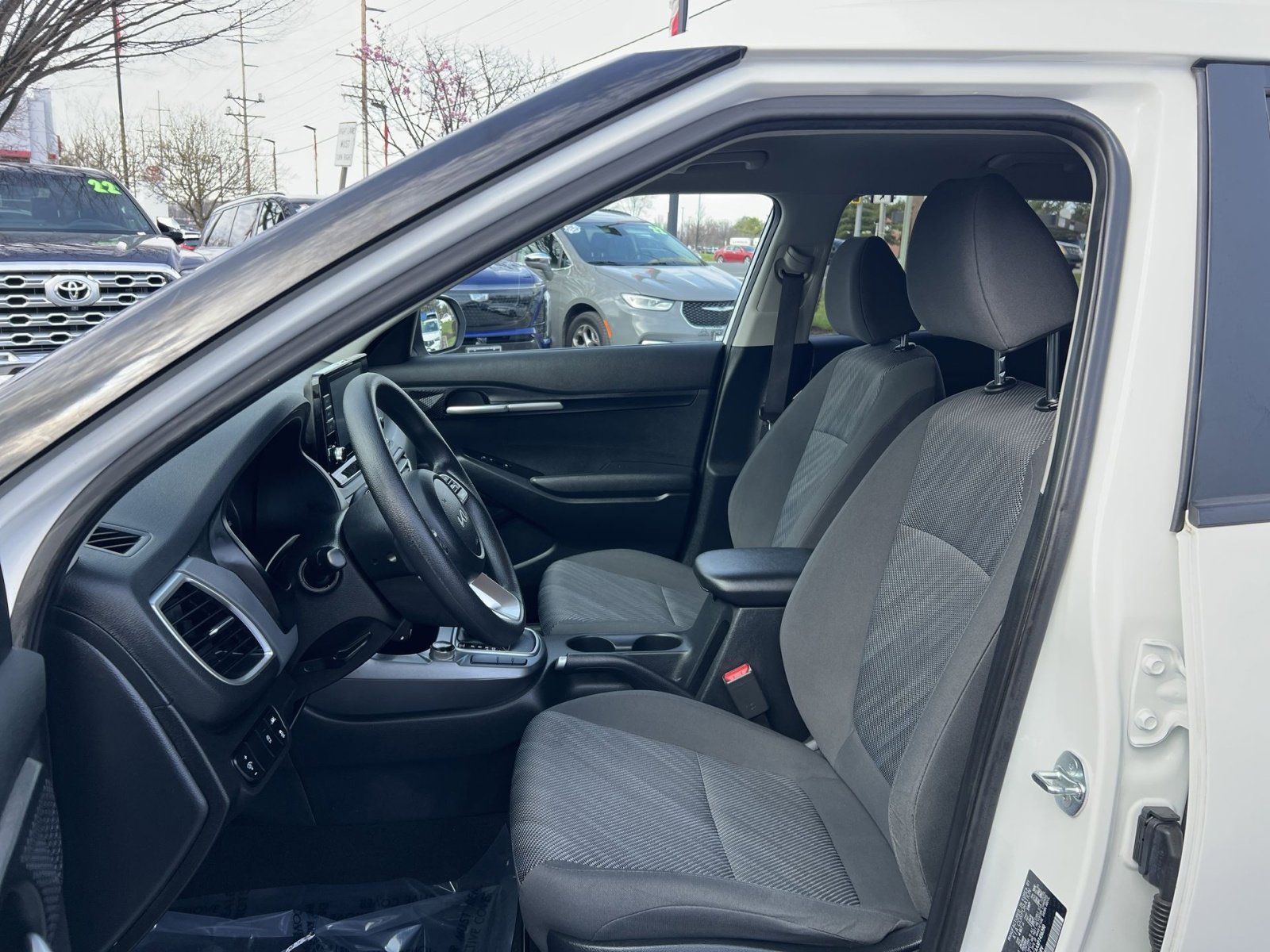 Used 2023 Kia Seltos LX image 13