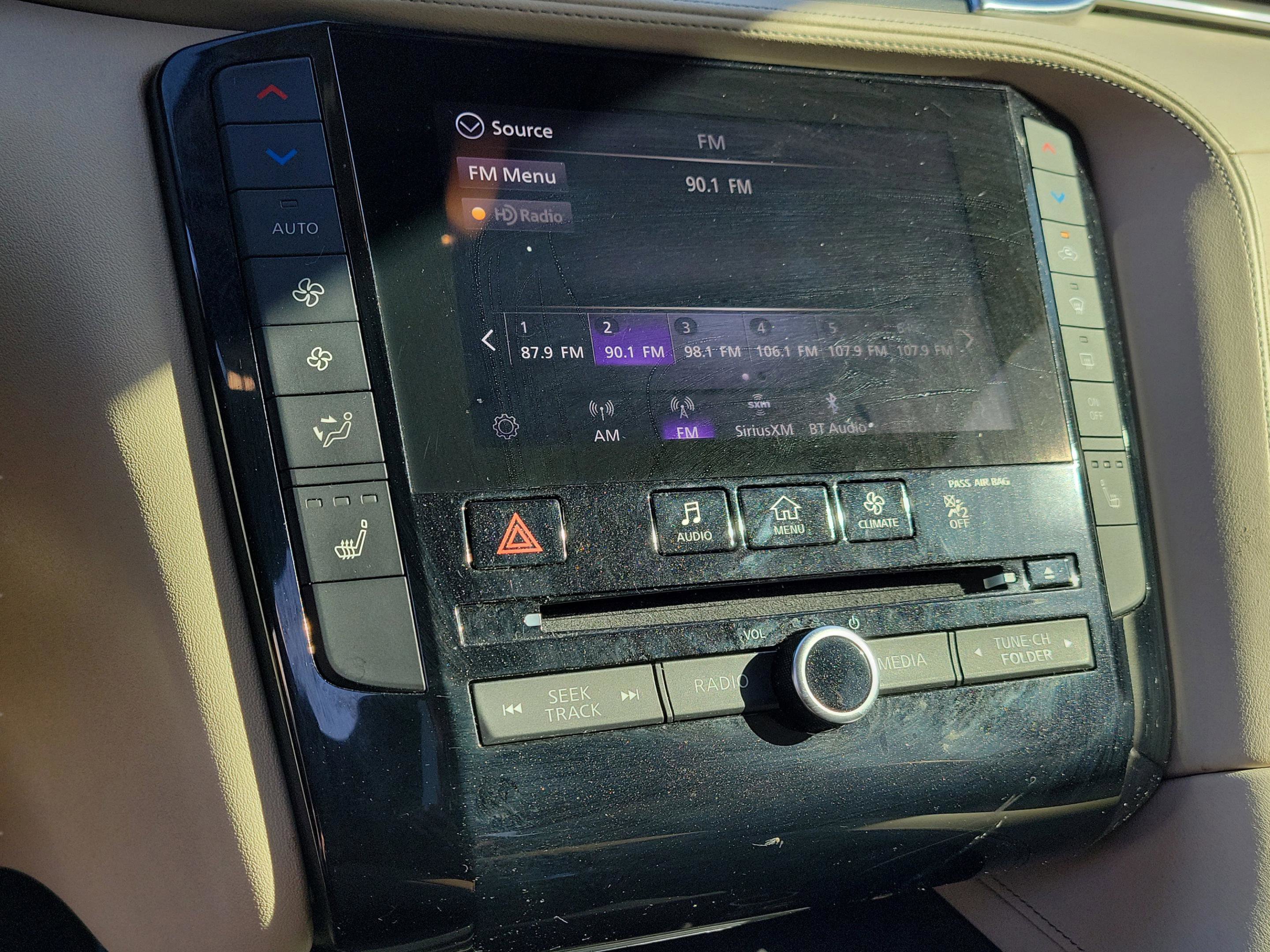 Used 2022 INFINITI QX50 Luxe image 18