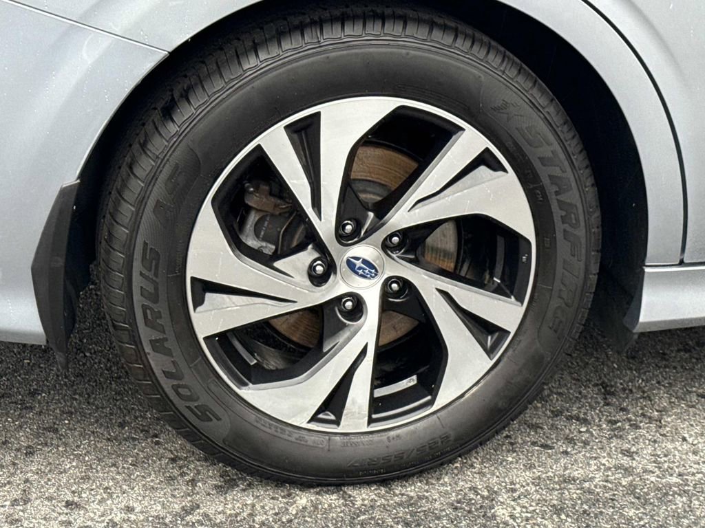 Used 2021 Subaru Legacy Premium image 29