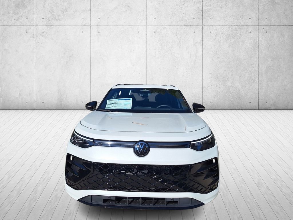 New 2026 Volkswagen Tiguan SE R-Line image 8