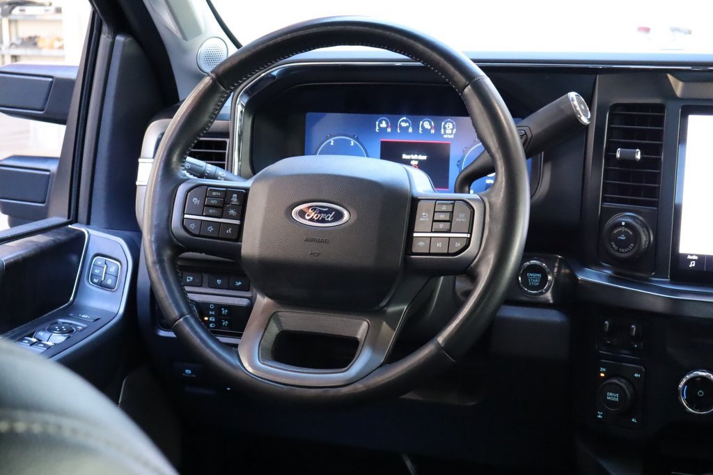 Used 2024 Ford F250 Lariat w/ Lariat Ultimate Package AWD/4WD image 32