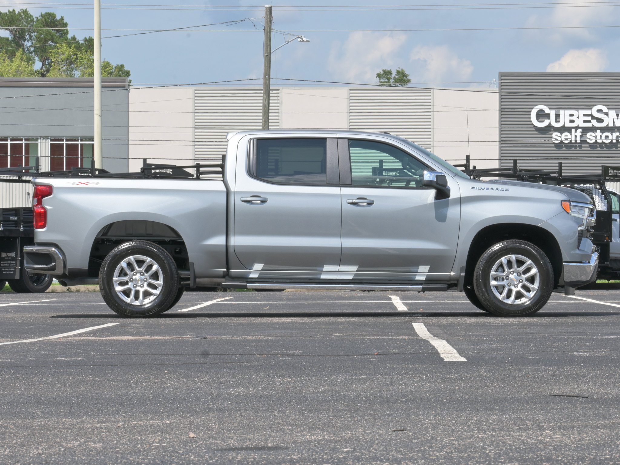 Used 2026 Chevrolet Silverado 1500 LT AWD/4WD image 7