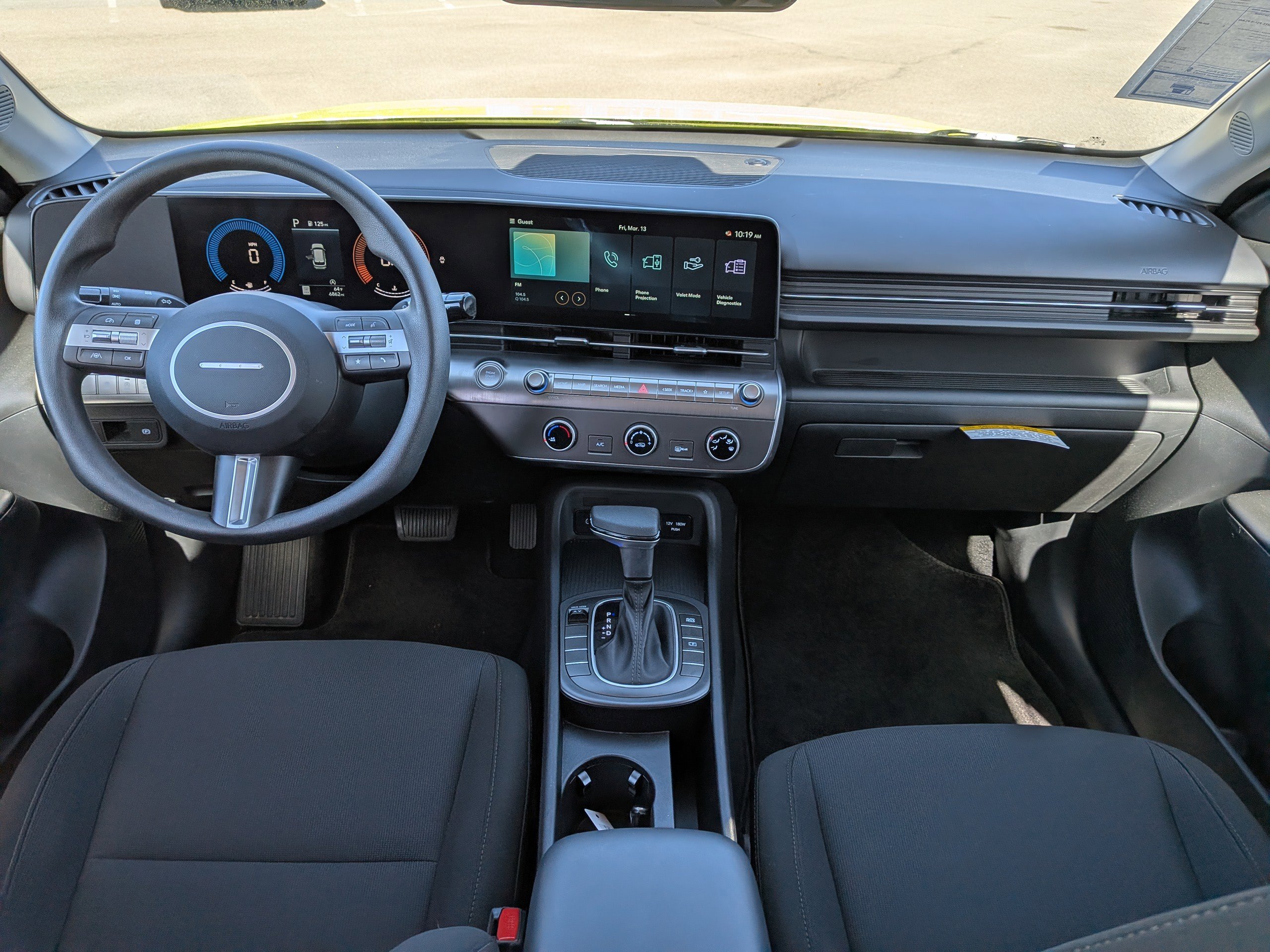 Certified 2025 Hyundai Kona SE image 15