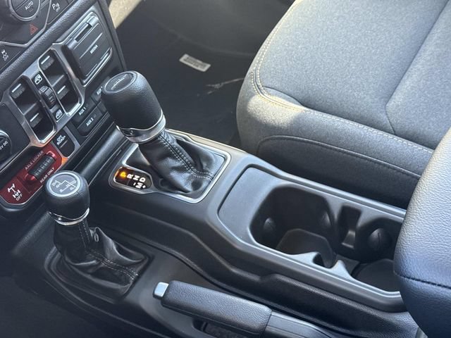 New 2026 Jeep Gladiator Sport AWD/4WD image 16