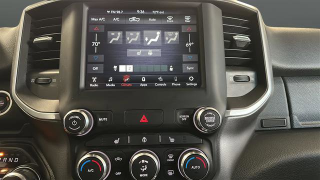 Used 2020 RAM 1500 Big Horn image 13