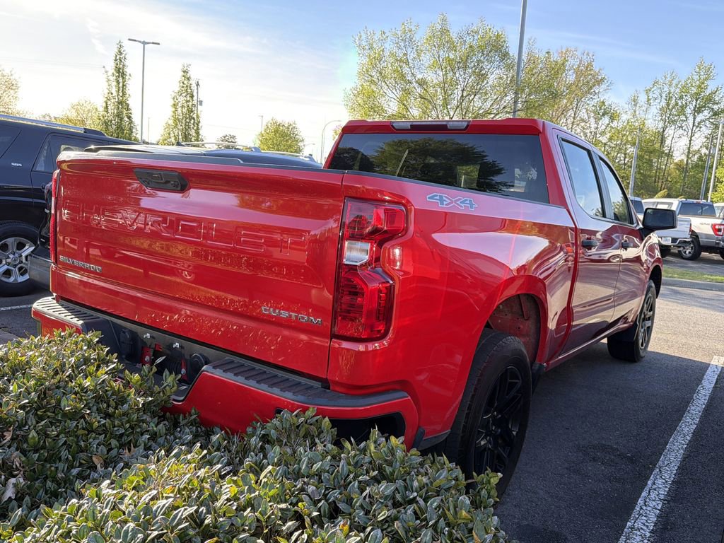 Used 2022 Chevrolet Silverado 1500 Custom image 4