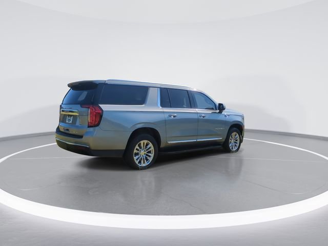 Used 2023 GMC Yukon XL SLT w/ SLT Premium Package AWD/4WD image 8