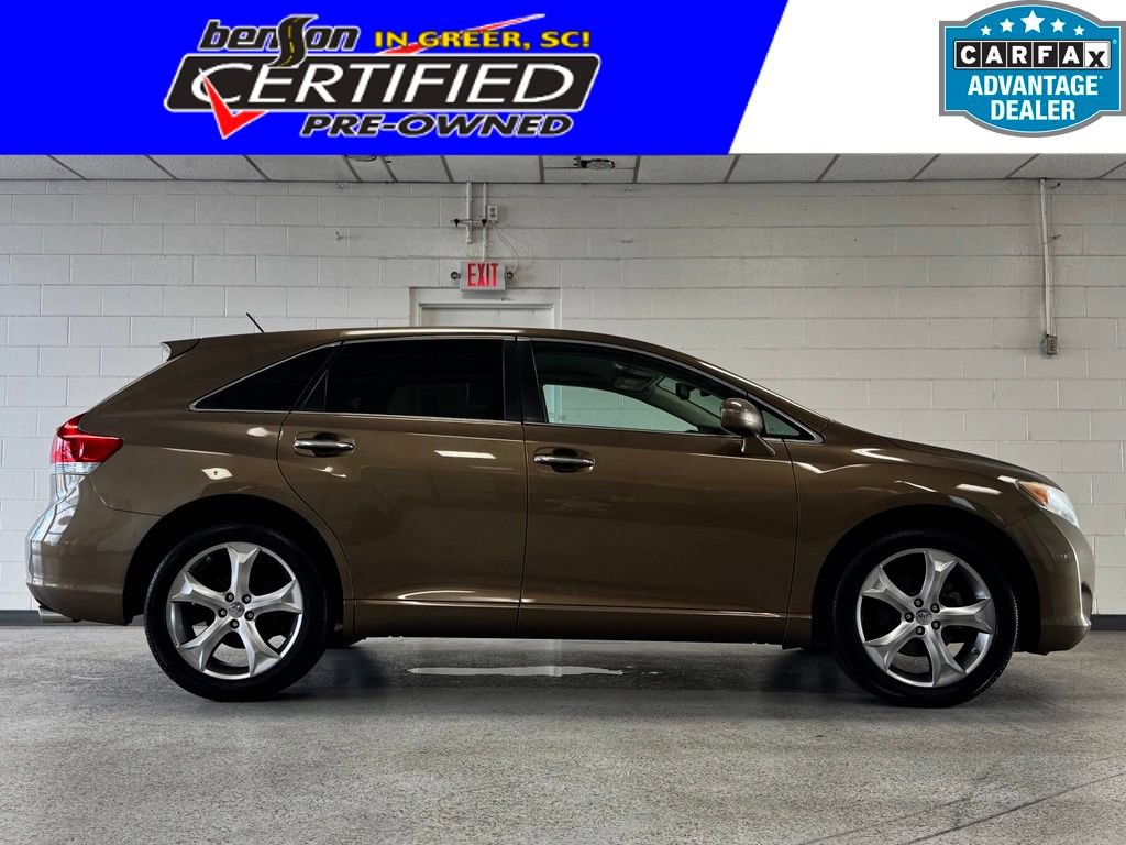 Used 2010 Toyota Venza FWD video 1