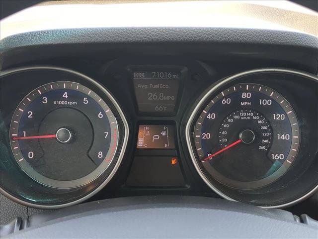 Used 2017 Hyundai Elantra GT FWD image 11