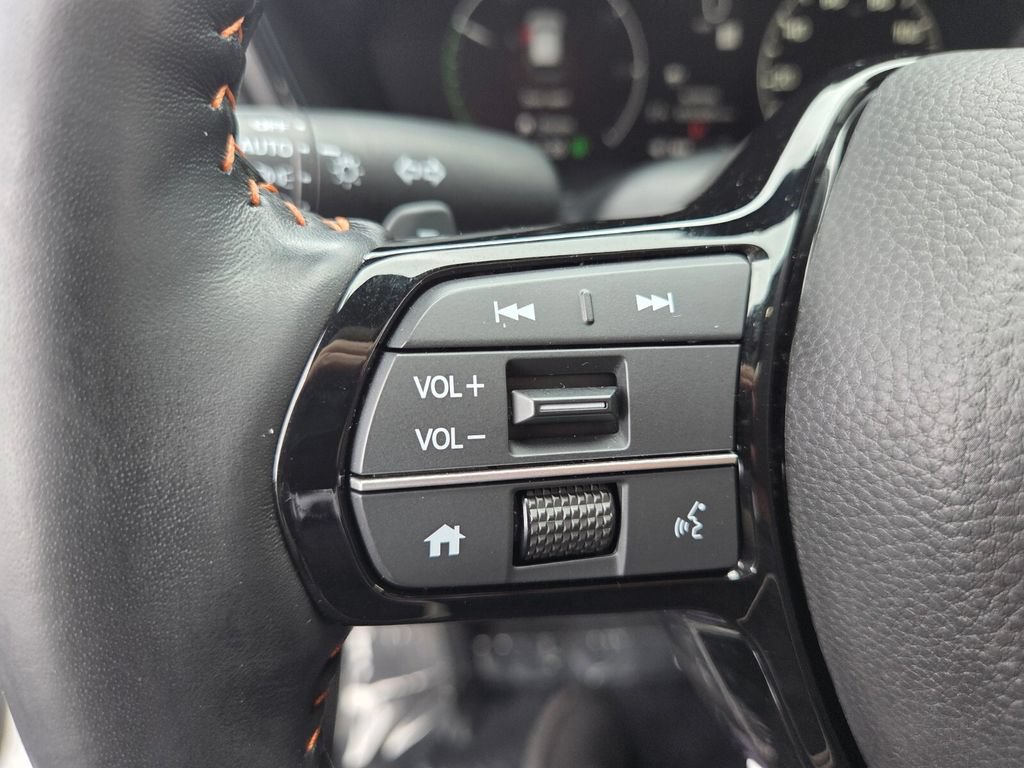 Certified 2025 Honda CR-V Sport Touring image 22