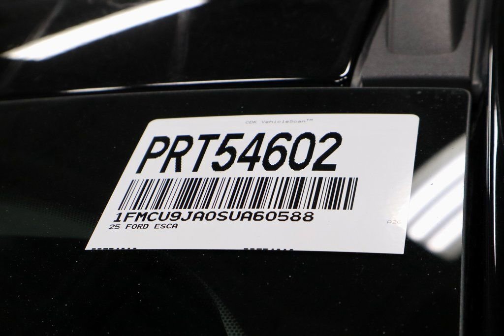 Used 2025 Ford Escape Platinum image 34