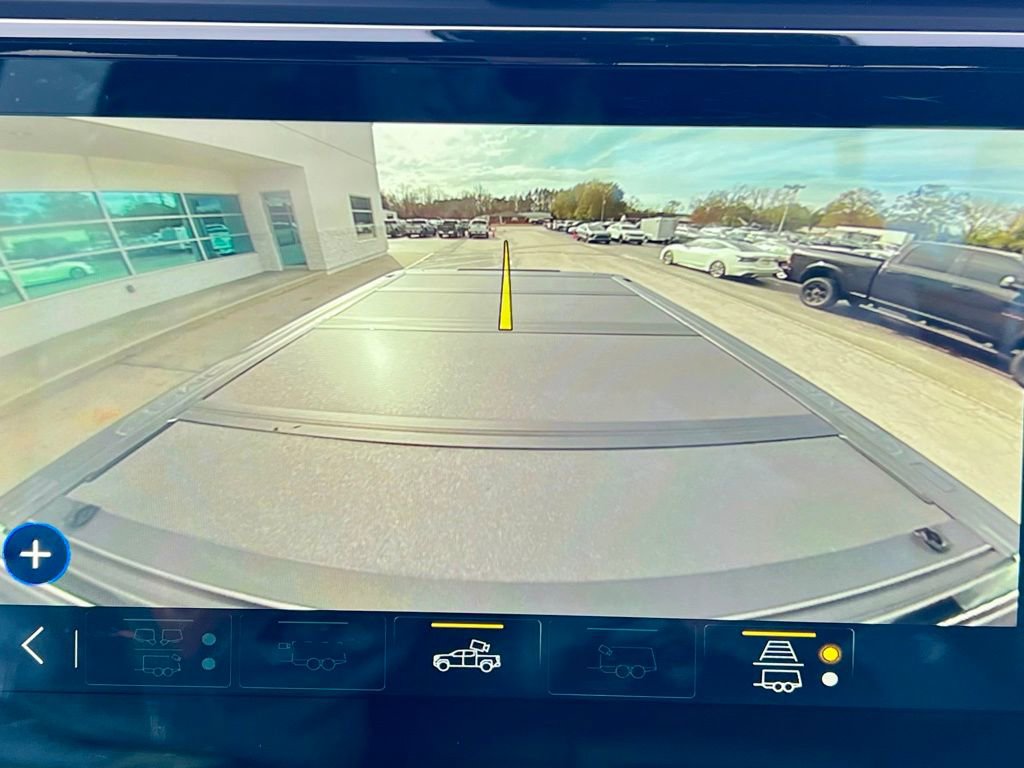 Used 2022 GMC Sierra 1500 AT4 w/ AT4 Premium Package image 7