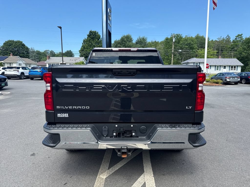 Used 2023 Chevrolet Silverado 1500 LT AWD/4WD image 4