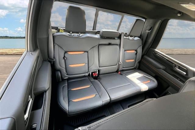 New 2026 GMC Sierra 2500 AT4 w/ AT4 Premium Plus Package AWD/4WD image 9