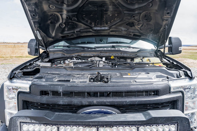 Used 2022 Ford F550 4x4 Crew Cab Super Duty image 21