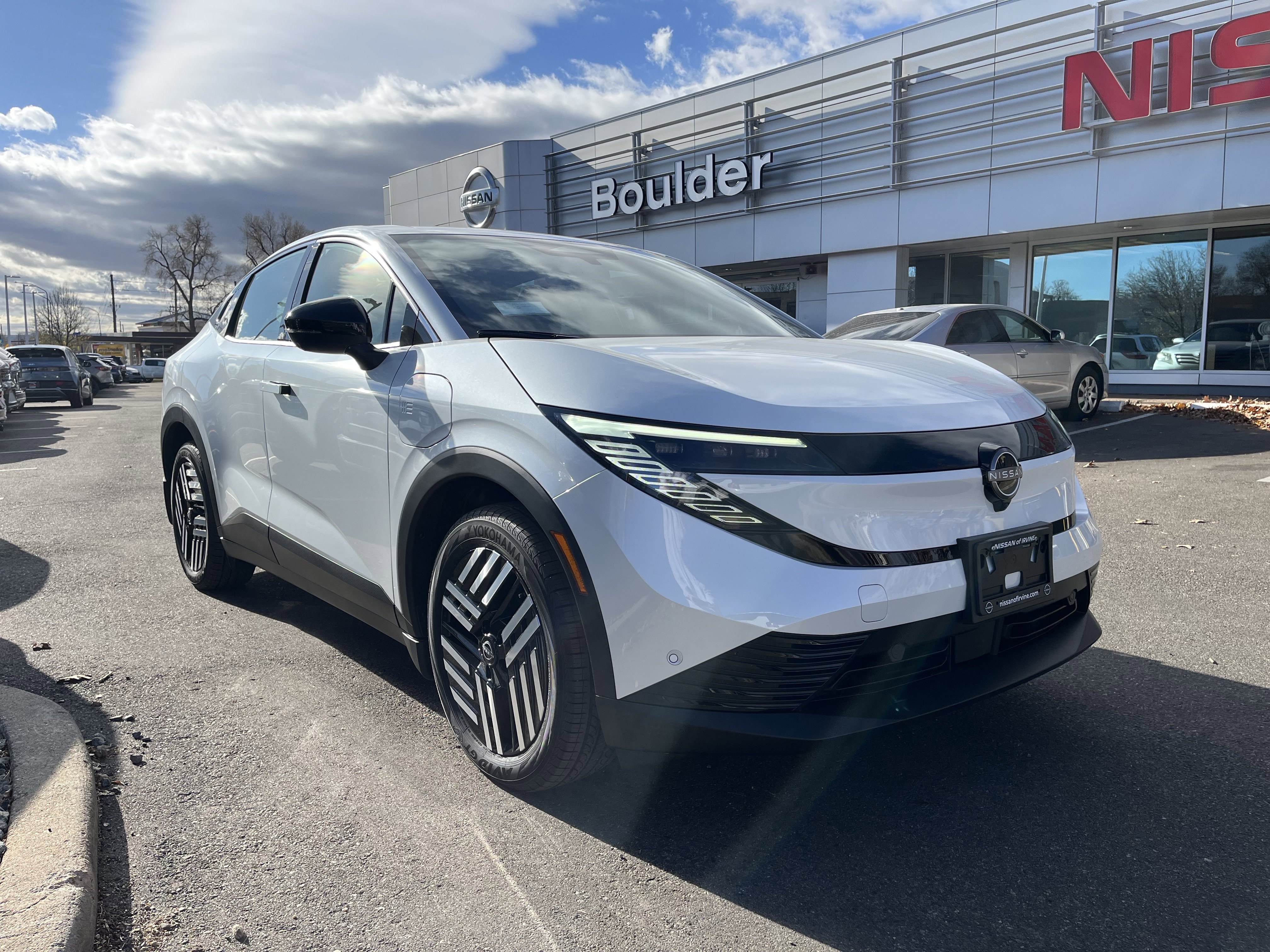 New 2026 Nissan Leaf SV+ w/ Floor Mat Package (SV+) image 2