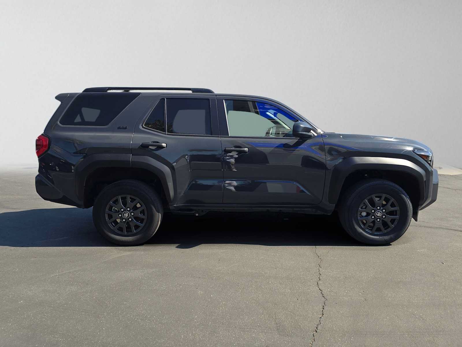 Used 2026 Toyota 4Runner SR5 RWD image 2