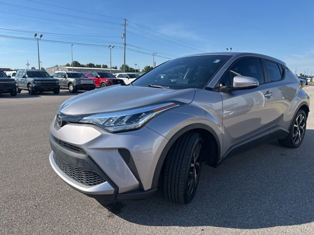 Used 2020 Toyota C-HR XLE FWD image 31